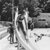 1946